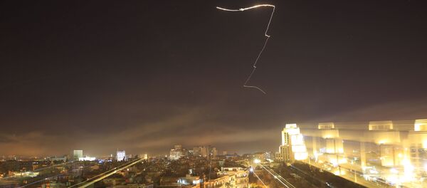 التحالف الثلاثي - ضربة هجومية لـ الولايات المتحدة للضربة ضد دمشق، سوريا 14أبريل/ نيسان 2018 التحالف الثلاثي - ضربة هجومية لـ الولايات المتحدة للضربة ضد دمشق، سوريا 14أبريل/ نيسان 2018 - سبوتنيك عربي