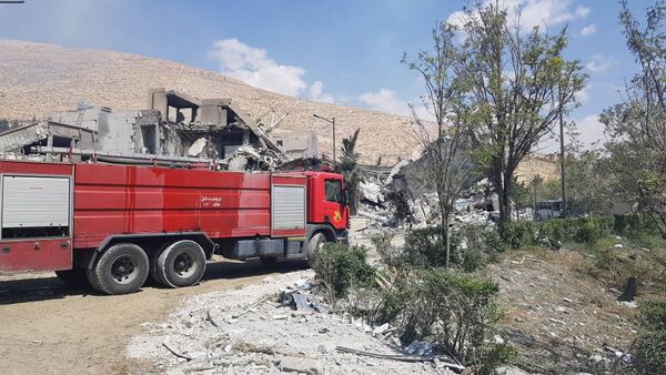 الضربات التي طالت مركزي البحوث العلمية في برزة، سوريا 14 أبريل/ نيسان 2018 - سبوتنيك عربي