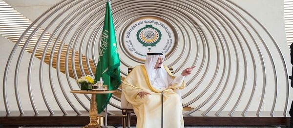 الملك سلمان خلال القمة العربية - سبوتنيك عربي