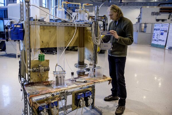 جامعة التعليم الفني في مجال الكهرباء ليتي - سبوتنيك عربي