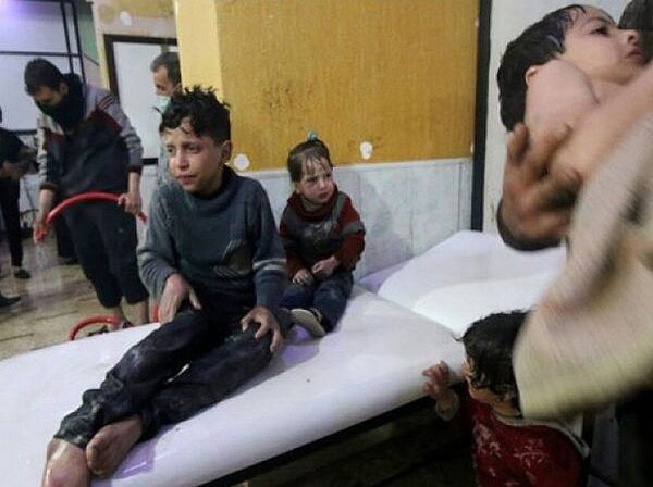 لقطة من فيديو الهجوم الكيميائي على دوما المفبرك - حسن دياب - سبوتنيك عربي