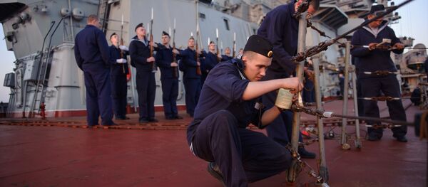 بحارة طراد بطرس الأكبر بحارة طراد بطرس الأكبر - سبوتنيك عربي