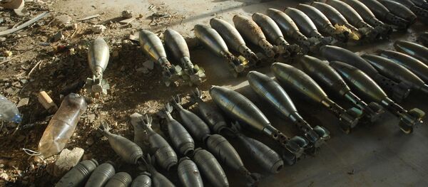 أسلحة أمريكيا وإسرائيلية في دوما - سبوتنيك عربي