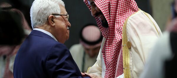 ولي العهد السعودي الأمير محمد بن سلمان ورئيس السلطة الفلسطينية محمود عباس - سبوتنيك عربي