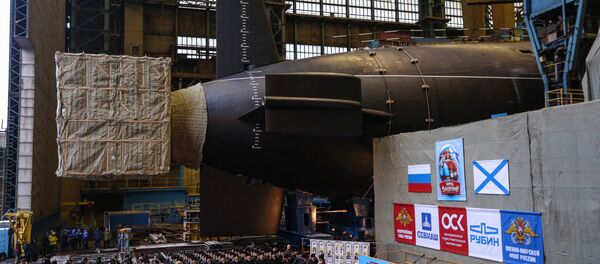 إنزال غواصة الأمير فلاديمير إلى الماء - سبوتنيك عربي