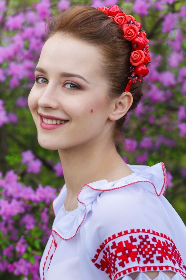 المشاركات في مسابقة جمال ملكة ربيع بيلاروسيا - يكاتيرينا ديبيلايا - سبوتنيك عربي