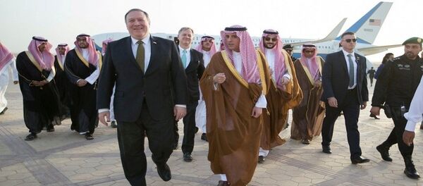 وزير الخارجية السعودي عادل الجبير يستقبل وزير الخارجية الأمريكي مايك بومبيو في الرياض وزير الخارجية السعودي عادل الجبير يستقبل وزير الخارجية الأمريكي مايك بومبيو في الرياض - سبوتنيك عربي