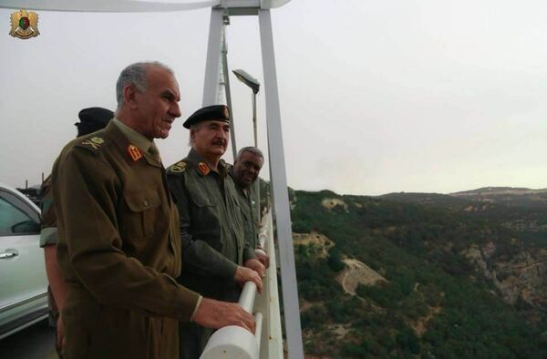 خليفة حفتر يشرف على الاستعدادات النهائية لمعركة تحرير درنة - سبوتنيك عربي