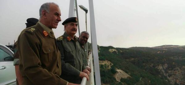 خليفة حفتر يشرف على الاستعدادات النهائية لمعركة تحرير درنة - سبوتنيك عربي