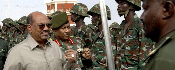الرئيس عمر البشير و الجيش السوداني الرئيس عمر البشير و الجيش السوداني - سبوتنيك عربي