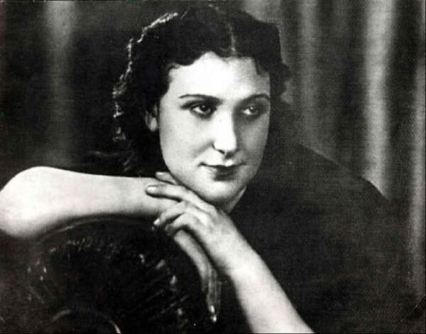 حسناء مثيرة وعميلة استخباراتية - تاتيانا ماركوس - سبوتنيك عربي