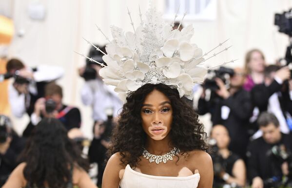 عارضة أزياء ويني هارلو في حفل 2018 Met Gala في نيويورك، 7 مايو/ أيار 2018 - سبوتنيك عربي