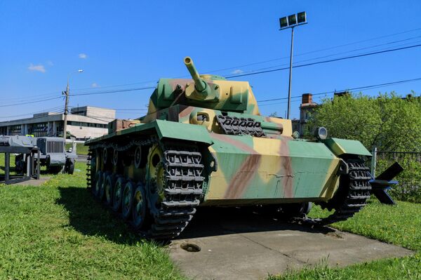 دبابة الحرب الخاطفة - بانزر-3 دبابة الحرب الخاطفة - بانزر-3 - سبوتنيك عربي