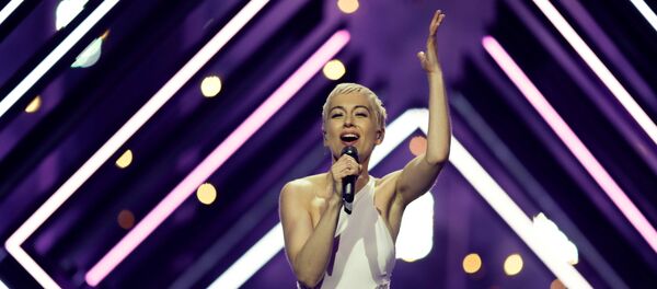 المغنية البريطانية سوري في حفل يوروفيجن الغنائي، 12 مايو/أيار 2018 - سبوتنيك عربي