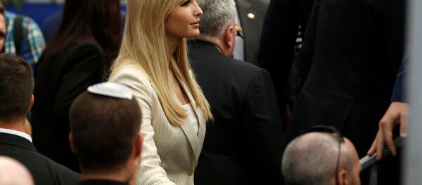 مستشارة الرئيس الأمريكي دونالد ترامب، إيفانكا ترامب، في مراسم افتتاح السفارة الأمريكية الجديدة في القدس، 14 مايو/ أيار 2018 - سبوتنيك عربي