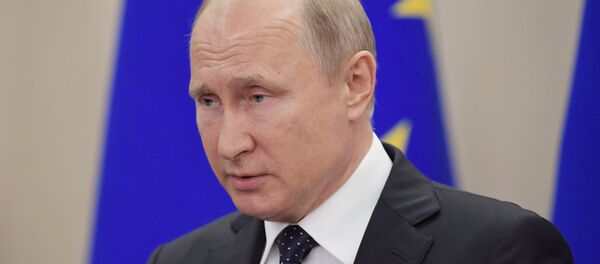 مؤتمر صحفي للرئيس فلاديمير بوتين والمستشارة الألمانية أنجيلا ميركل في سوتشي، 18 مايو/ أيار 2018 مؤتمر صحفي للرئيس فلاديمير بوتين والمستشارة الألمانية أنجيلا ميركل في سوتشي، 18 مايو/ أيار 2018 - سبوتنيك عربي