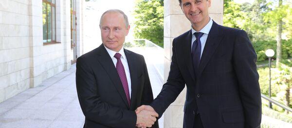 الرئيس فلاديمير بويتن يستقبل الرئيس بشار الأسد في سوتشي، روسيا 17 مايو/ أيار 2017 - سبوتنيك عربي