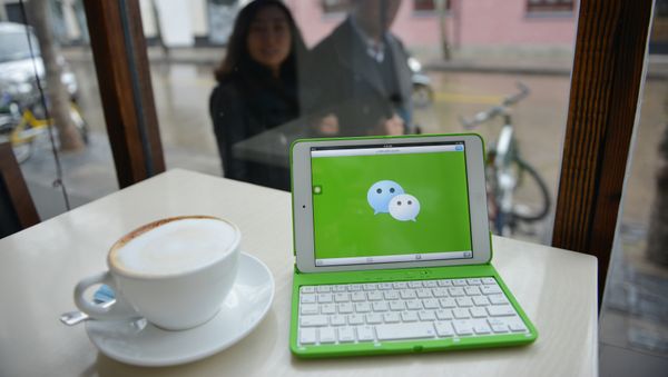 تطبيق المسنجر الأشهر في الصين WeChat تطبيق المسنجر الأشهر في الصين WeChat - سبوتنيك عربي