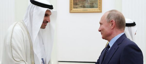 الرئيس الروسي فلاديمير بوتين مع حاكم أبو ظبي محمد بن زايد آل نهيان - سبوتنيك عربي