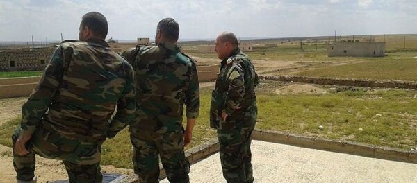 الجيش السوري يسحق الموجات الداعشية المتدفقة من مناطق السيطرة الجوية الأمريكية شرق الفرات - سبوتنيك عربي