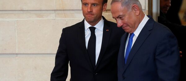 نتنياهو خلال زيارته إلى باريس - سبوتنيك عربي