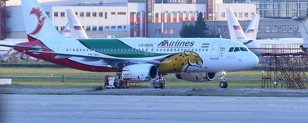 استقبال المنتخب الإيراني في مطار فنوكوفو بموسكو، كأس العالم لكرة القدم فيفا 2018 - سبوتنيك عربي