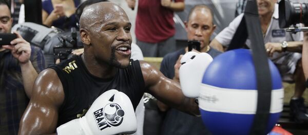 الملاكم الأمريكي فلويد مايويذر جونيور، براتب 285  مليون دولار - سبوتنيك عربي