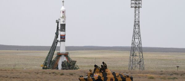 إطلاق مركبة الفضاء سويوز إم إس - 09 من قاعدة بايكونور في كازاخستان التي تحمل طاقم البعثة the ISS Expedition 56-57 - سبوتنيك عربي