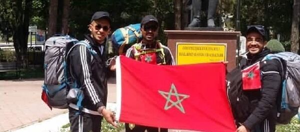 الكفيف المغربي عبد الخالق الإدريسي سيرا على الأقدام من بلده إلى روسيا الكفيف المغربي عبد الخالق الإدريسي سيرا على الأقدام من بلده إلى روسيا - سبوتنيك عربي