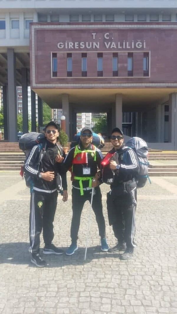 الكفيف المغربي عبد الخالق الإدريسي سيرا على الأقدام من بلده إلى روسيا - سبوتنيك عربي