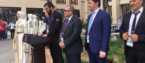 الشيشان تستقبل المنتخب المصري بالرقص الشيشاني الشعبي - سبوتنيك عربي