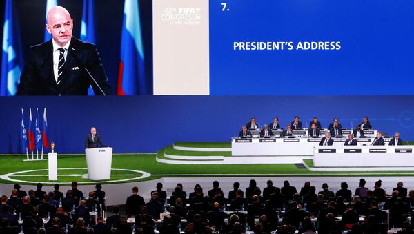 رئيس الفيفا يلقى كلمة أمام الاجتماع الـ68 للفيفا - سبوتنيك عربي