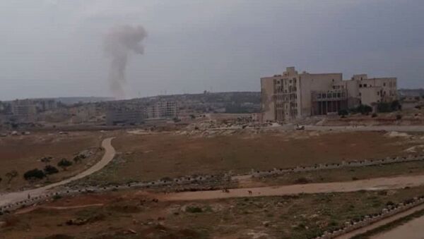 انفجار سيارة مفخخة في مدينة إدلب السورية - سبوتنيك عربي