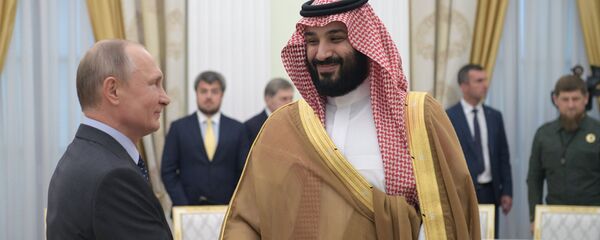 بوتين خلال لقائه ولي العهد السعودي محمد بن سلمان بوتين خلال لقائه ولي العهد السعودي محمد بن سلمان - سبوتنيك عربي