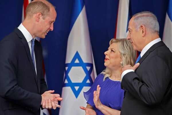 الأمير البريطاني وليام يلتقي رئيس الوزراء الإسرائيلي بنيامين نتنياهو وزوجته سارة، 26 يونيو/حزيران 2018 - سبوتنيك عربي