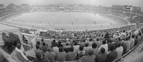 مباراة كرة القدم بين منتخبي نيجيريا والكويت، في إطار الألعاب الأولمبية الصيفية الـ 22، 1980 - سبوتنيك عربي