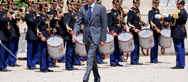 أمير قطر الشيخ تميم بن حمد آل ثاني خلال زيارته إلى فرنسا - سبوتنيك عربي