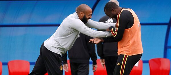 هنري و لوكاكو في الحصة التدريبية للمنتخب البلجيكي - سبوتنيك عربي