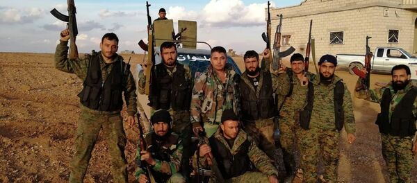 جنود من الجيش السوري يستعدون لمعركة إدلب - سبوتنيك عربي