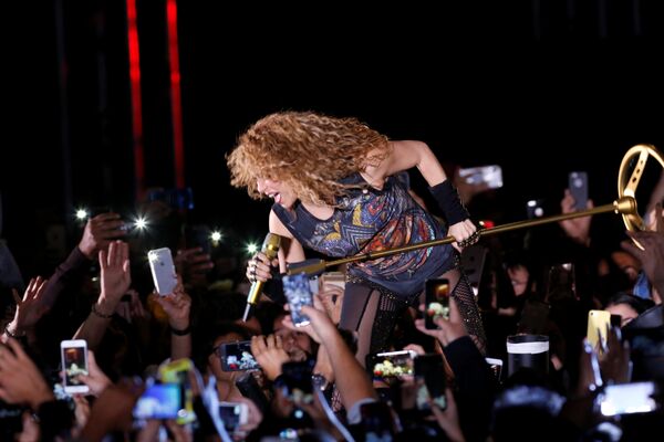 المطربة العالمية شاكيرا في حفلها بلبنان، 13 يوليو/تموز 2018 - سبوتنيك عربي