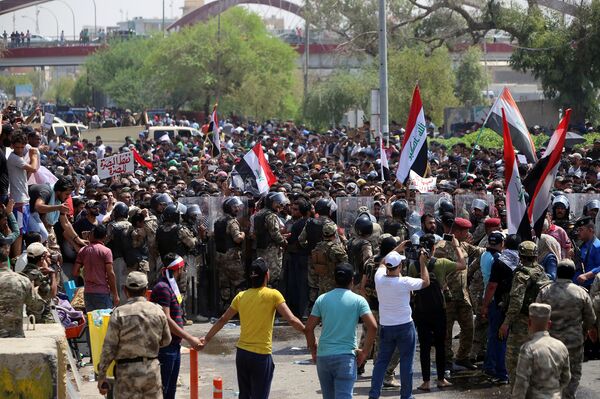 احتجاجات البصرة - سبوتنيك عربي