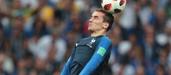 لاعب المنتخب الفرنسي أنطوان غريزمان - نال كرة adidas البرونزية - سبوتنيك عربي