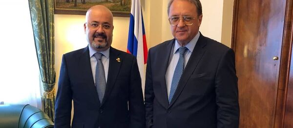 السفير العراقي في روسيا حيدر منصور هادي العذاري والمبعوث الخاص للرئيس الروسي للشرق الأوسط وشمال أفريقيا ميخائيل بوغدانوف - سبوتنيك عربي