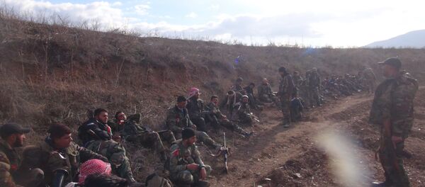 الجيش السوري يحشد لعملية وشيكة لاجتثاث عشرات آلاف المسلحين الأجانب على جبهات إدلب - سبوتنيك عربي