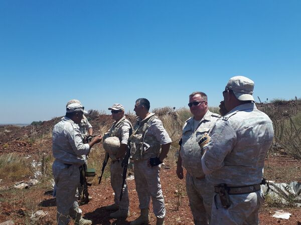 الجيش السوري يستكمل انتشاره في منطقة فك الاشتباك مع إسرائيل الجيش السوري يستكمل انتشاره في منطقة فك الاشتباك مع إسرائيل - سبوتنيك عربي