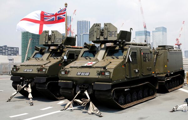 وصول السفينة الهجومية البرمائية الهجومية (ألبيون)، التابعة للبحرية الملكية البريطانية إلى طوكيو، اليوم الجمعة، 3 أغسطس/آب 2018 ضمن جولة في شرق آسيا - سبوتنيك عربي