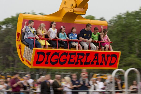 مدينة الملاهي Diggerland في الولايات المتحدة - سبوتنيك عربي