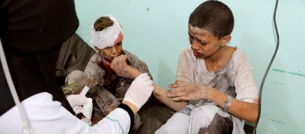 إصابة 127 شخصاً غالبيتهم أطفال بغارة لطيران التحالف على حافلة أطفال في مدينة ضحيان شمال صعدة. اليمن - سبوتنيك عربي