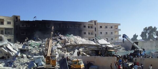 انفجار مستودع ذخيرة للإرهابيين في سرمدا بمدينة إدلب السورية - سبوتنيك عربي