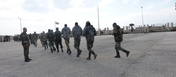 قوات كردية وصلت إلى إدلب...الجيش السوري يحشد...والأنظار ترمق الطرق الحيوية - سبوتنيك عربي